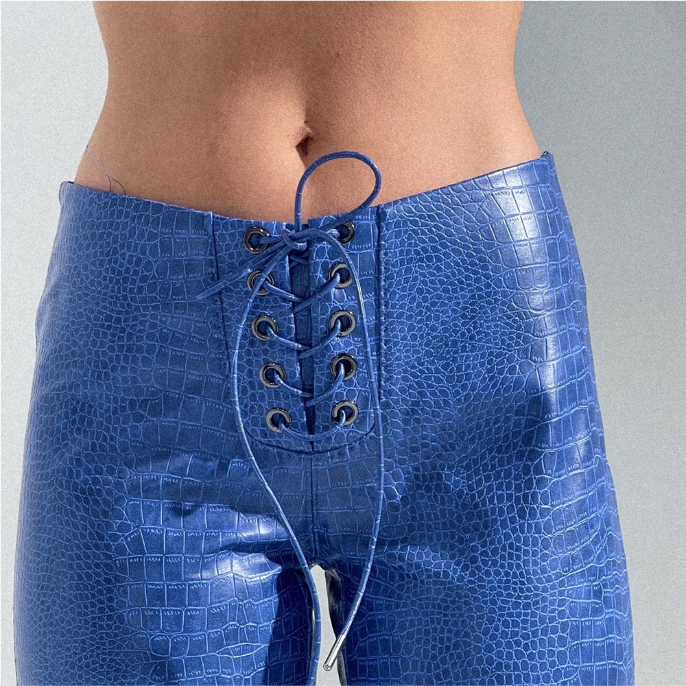 NAKED WARDROBE FAUX LEATHER SNAKESKIN LOW RISE WOMEN'S PANTS SZ
S Blue NWT